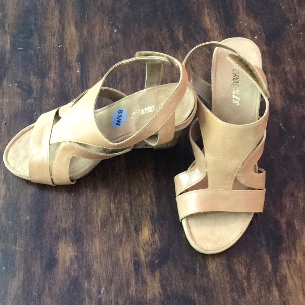 🌸sold🌸 Aerosoles cork heel wedge